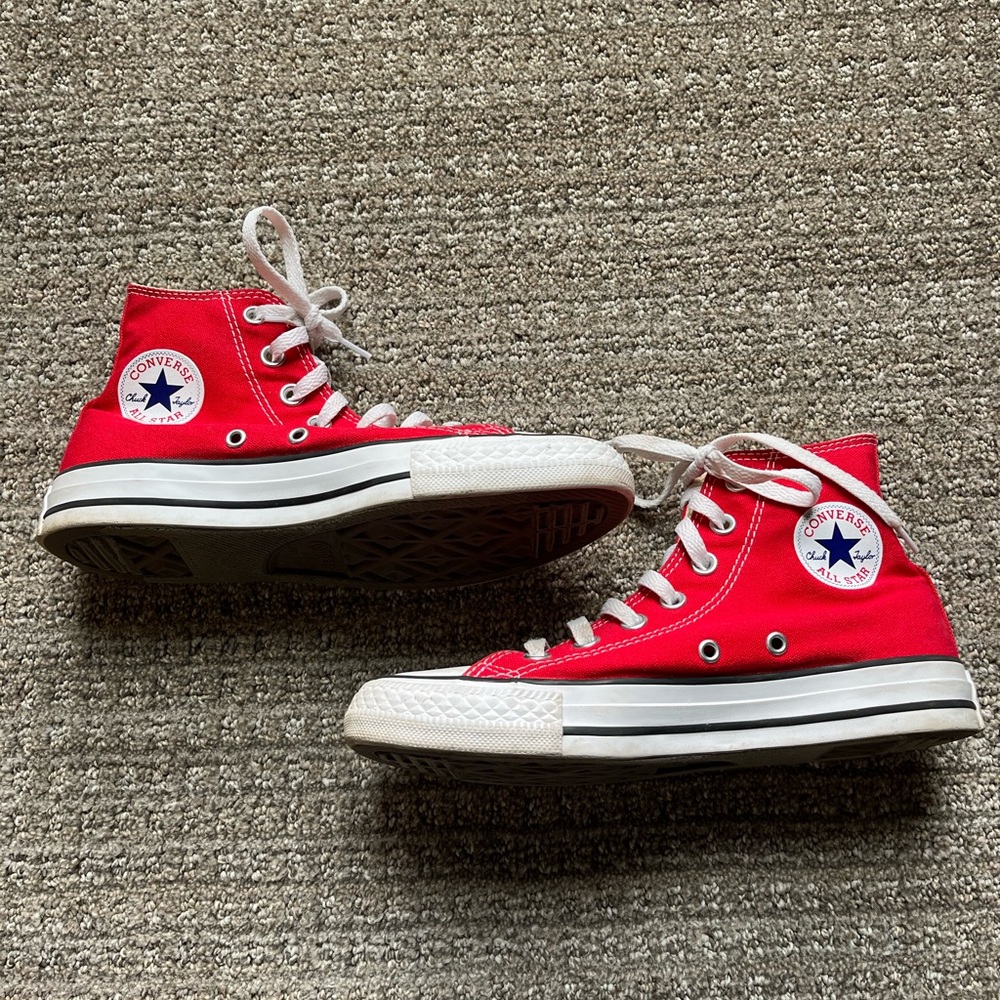 Red Converse Very Nice Condition